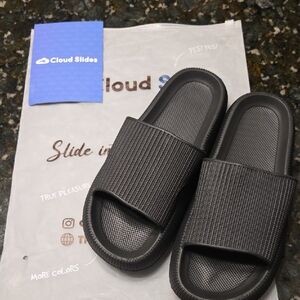 Cloud Slides Women's Black Sandals